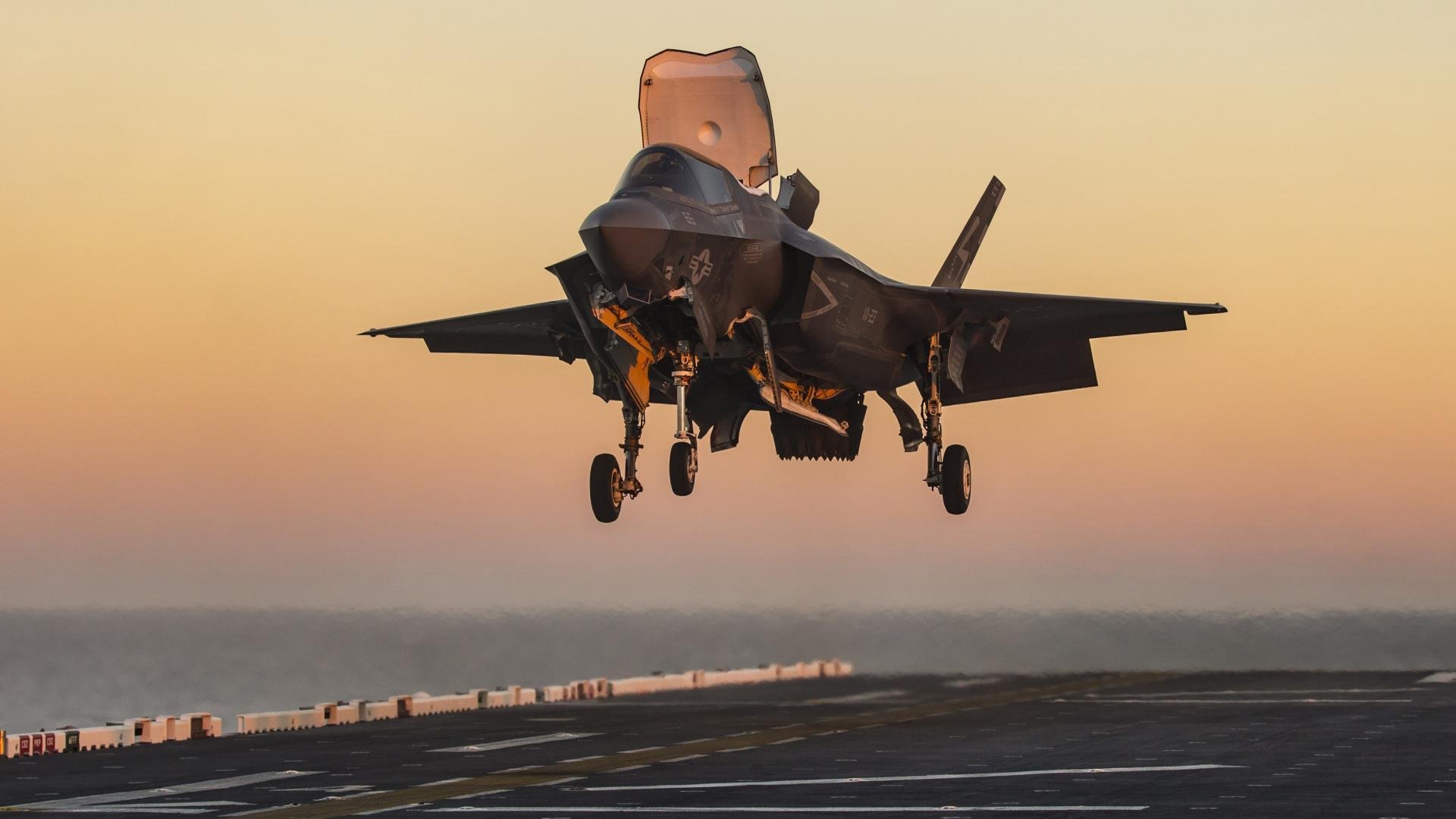 斯滕伯根展现稳定的比赛心态,斯滕伯格一生著作颇多